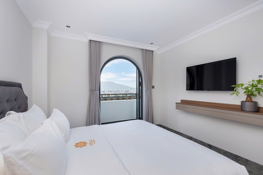 Stella Hotel & Apartment