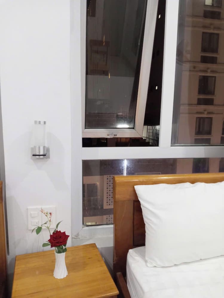 Purple Sun Apartment & Spa Da Nang