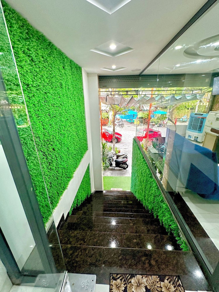 Ava Hotel & Apartment