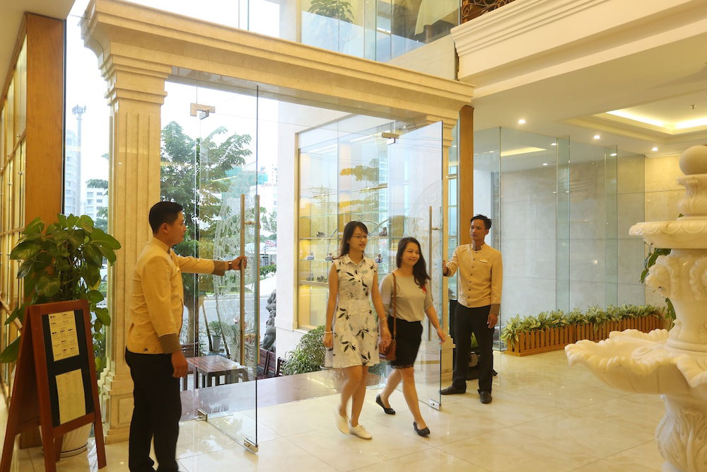 Royal Family Hotel Da Nang
