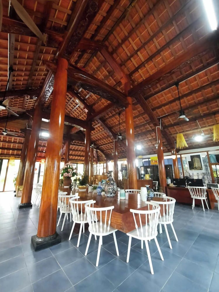 Nava Hotel & Resort