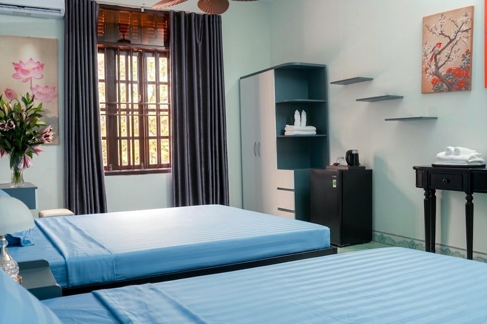 Hotel Favos Bich Dong