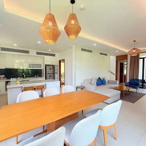 Hotel Luxury Villa Beach Front cazare Cam Lam
