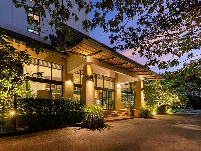 Hotel Recenta Phuket Suanluang