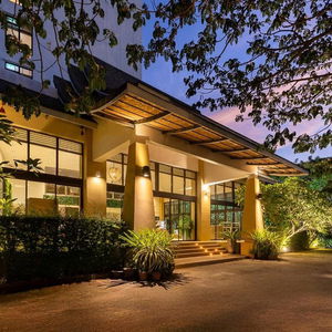 Hotel Recenta Phuket Suanluang cazare Wichit