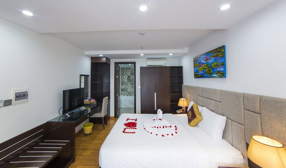 Flower Hotel