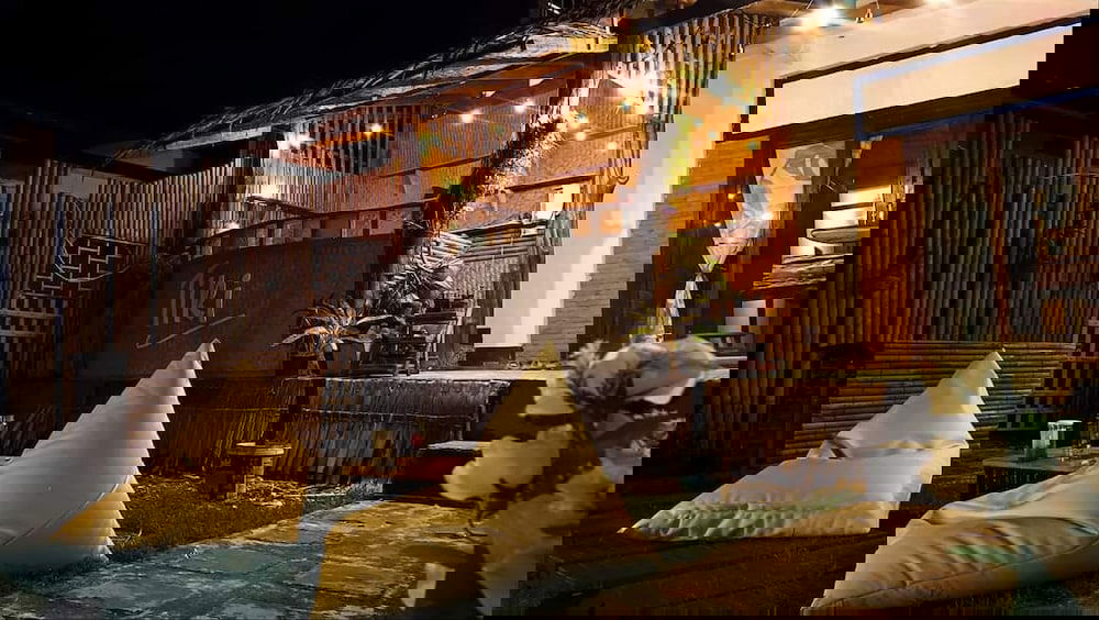 Hotel Tiki Bar-Kantiang