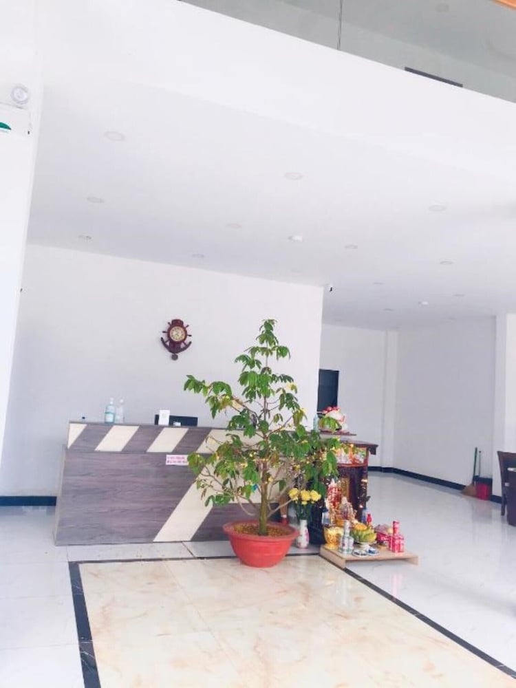 Ht Hotel
