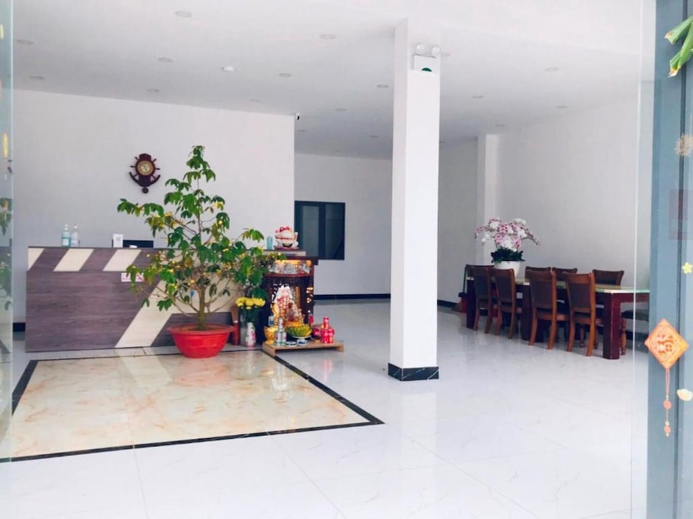 Ht Hotel