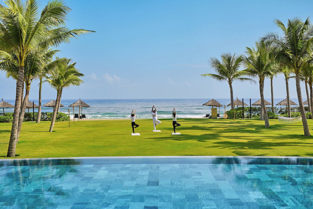 Hotel Royal Beachfront Villas & Spa Hoi An Danang