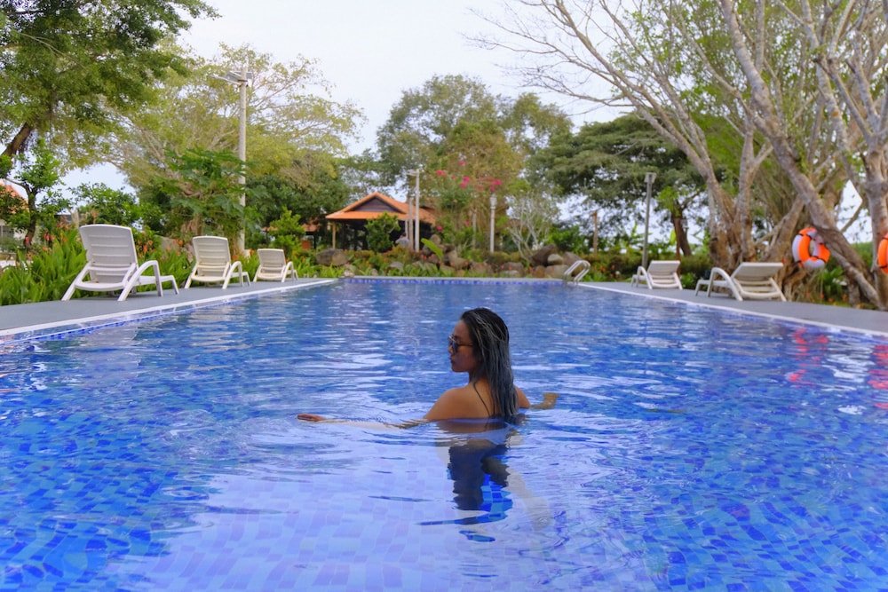 Hotel Hang Sói Forest Village