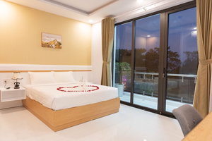 Hotel Maya Hotel cazare Con Son