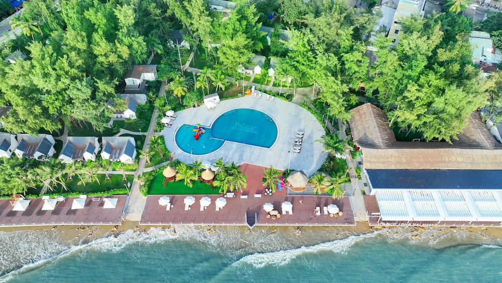 Hotel Palace Long Hai Resort