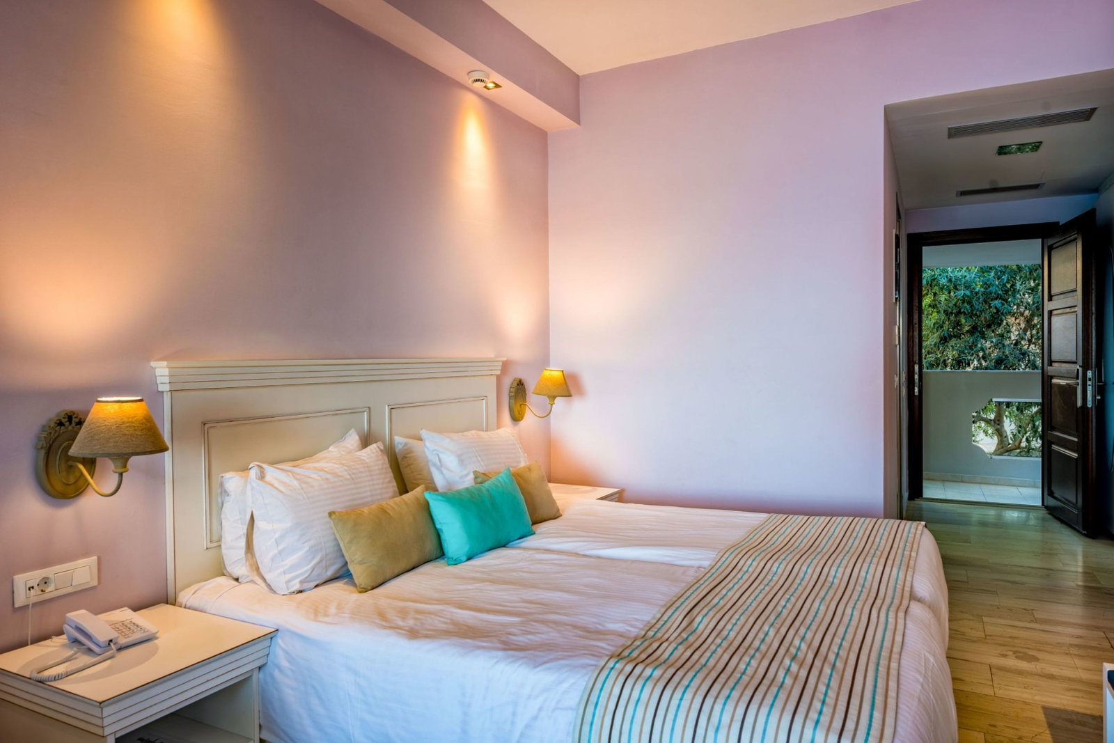Alexandra Beach Resort & Spa