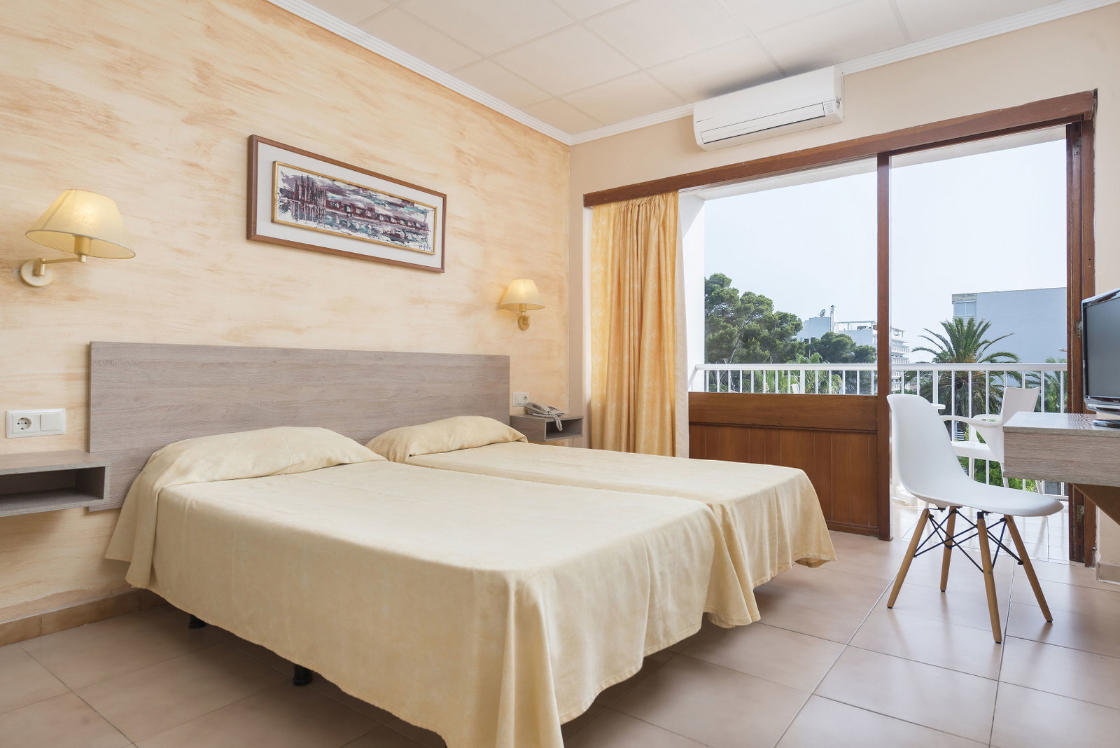 dal travel Nura Condor