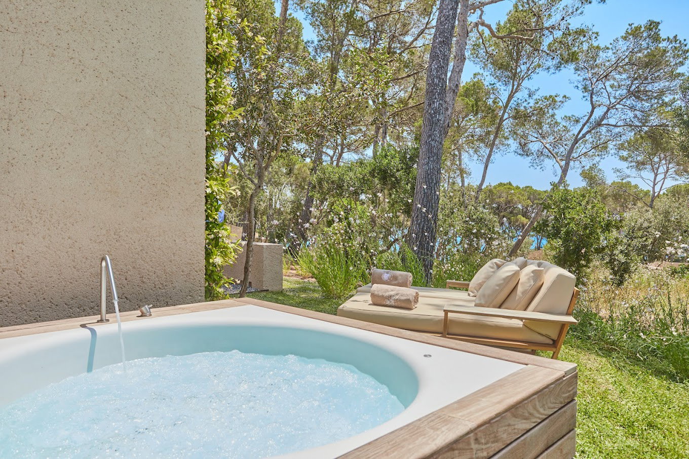 dal travel Pleta De Mar Luxury Hotel By Nature