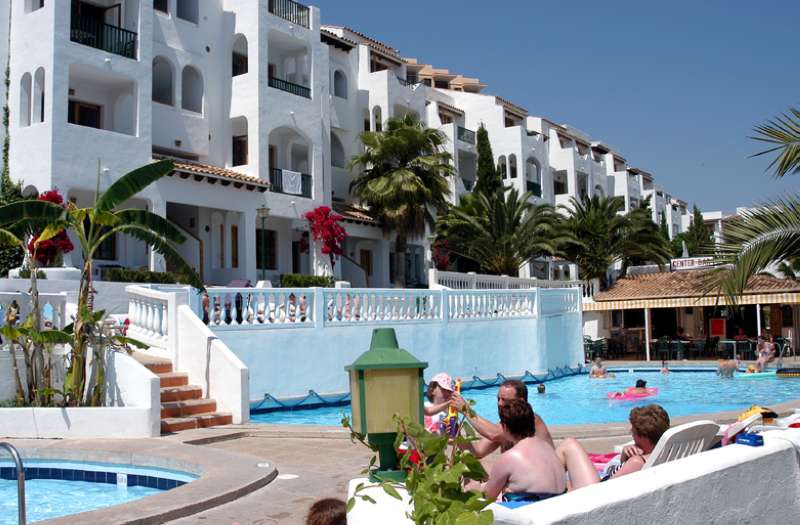 Hotel Holiday Center