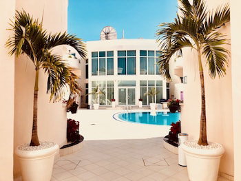 Flamingo Suites