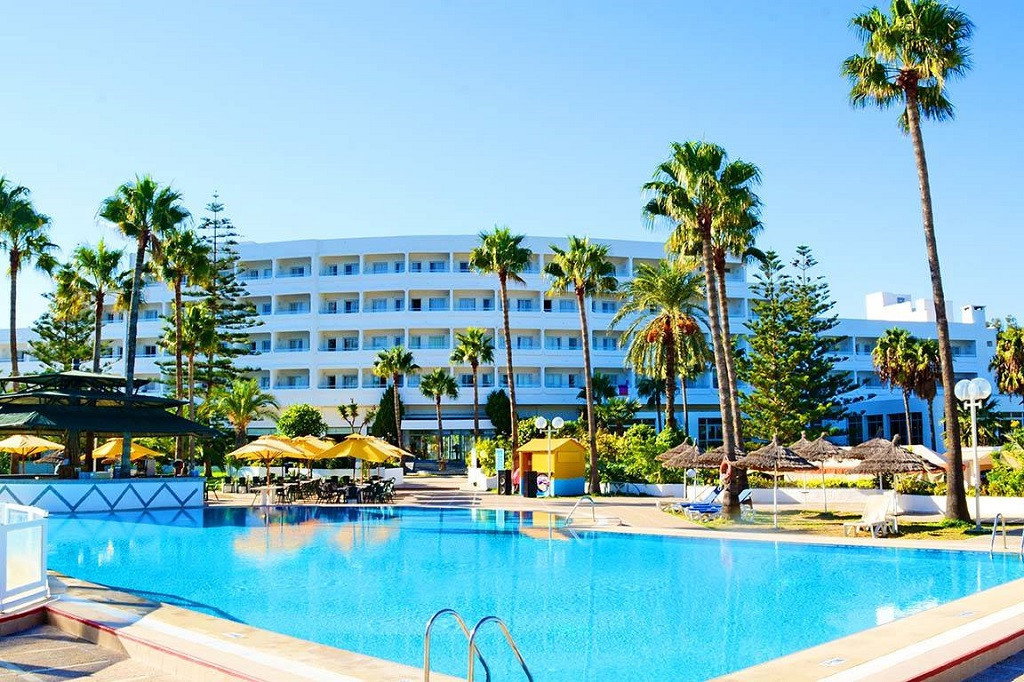 dal travel Tropicana Club & Spa