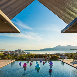 Hotel La Villa cazare Calvi