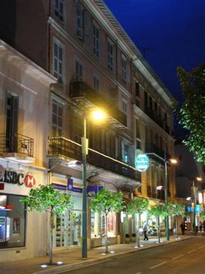 Hotel Richelieu cazare Menton