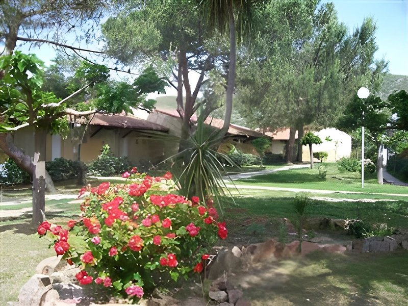 Hotel Marina Di Lava