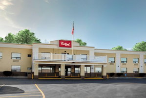 Hotel Red Roof Inn & Suites Newburgh – Stewart Airport/ West Point cazare New Windsor