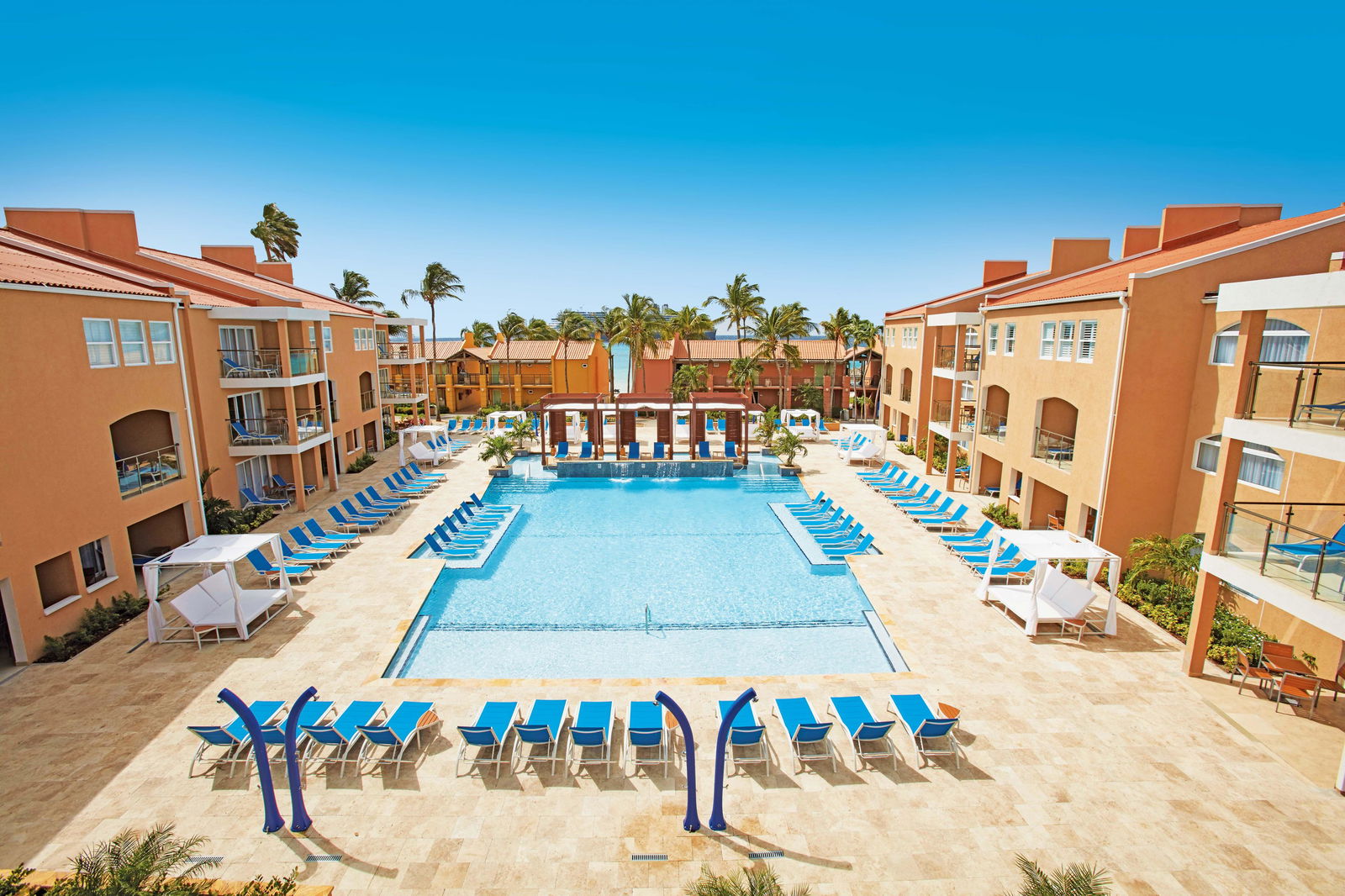 Hotel Divi Dutch Village Beach Resort