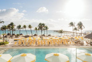 Hotel The Sunny cazare Sunny Isles Beach