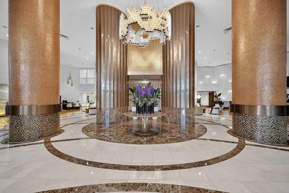 Luxury Beachfront Escape, Sunny Isles