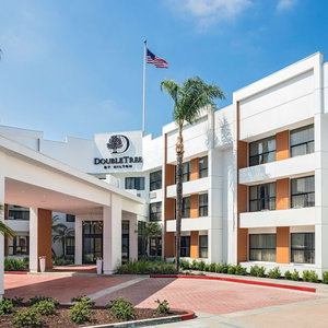 Hotel Doubletree By Hilton Pomona cazare Westmont