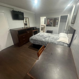 Hotel Heritage Inn cazare Westmont