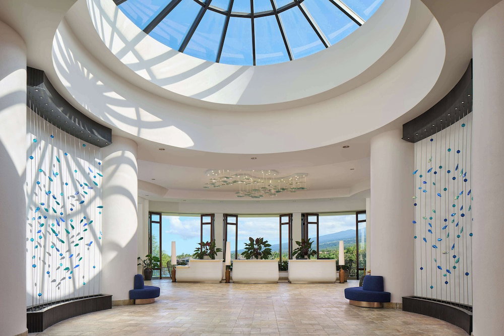 Outrigger Kona Resort & Spa