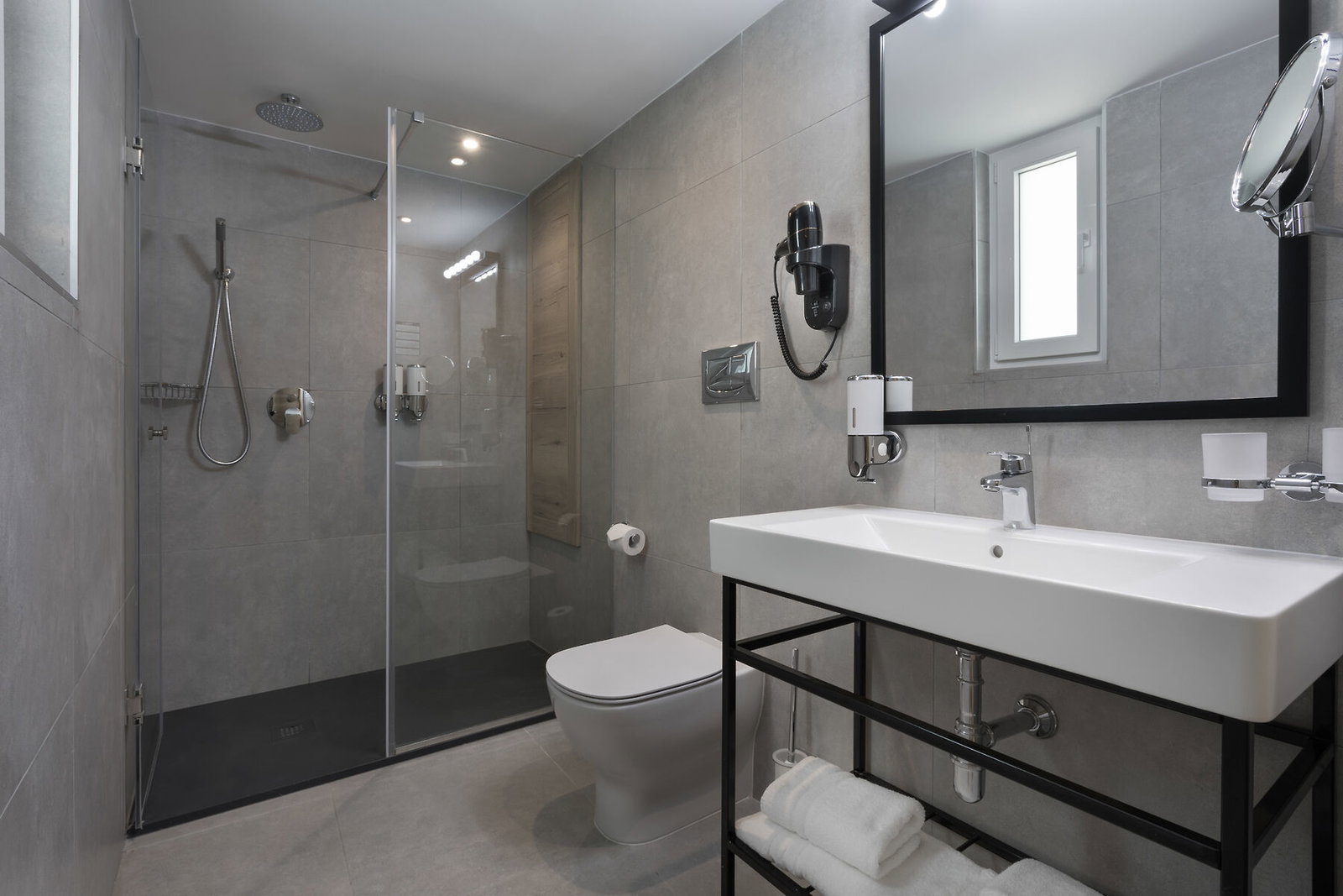 St Azur Hotel