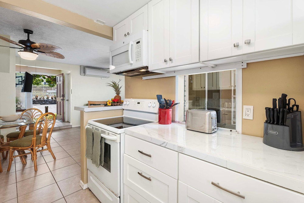 Hotel Keauhou Kona Surf & Racquet Club Townhouse#182