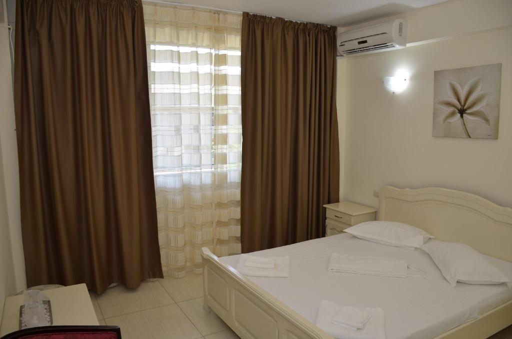Hotel Impact Costinesti