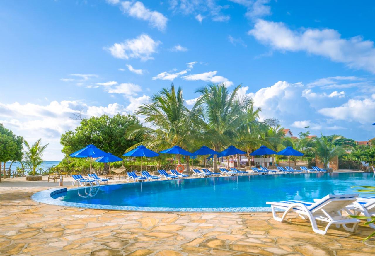Azao Resort & Spa (Pongwe)