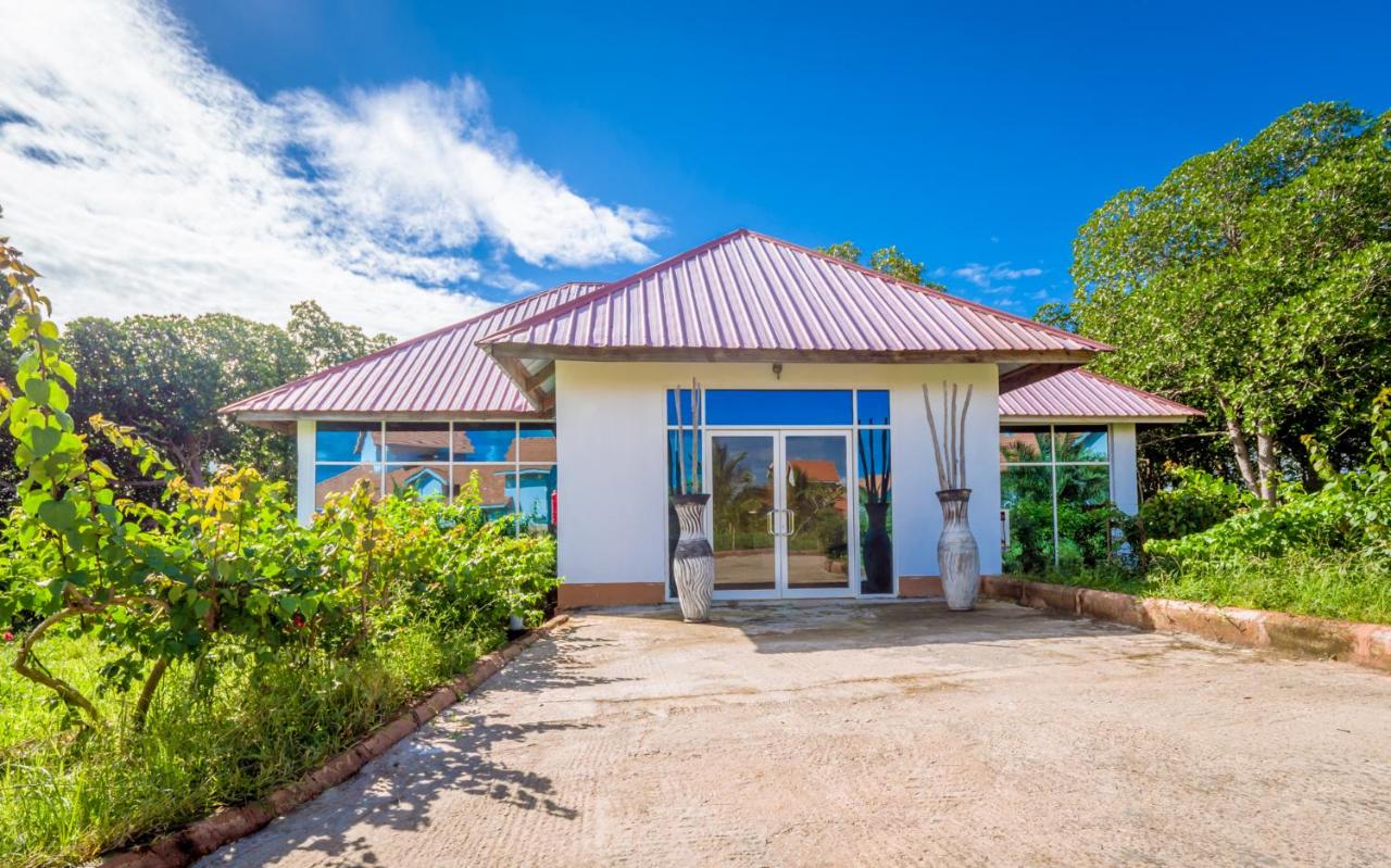 Azao Resort & Spa (Pongwe)