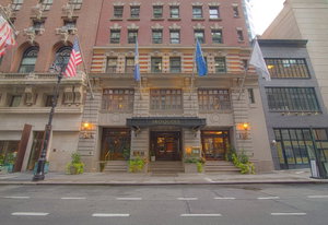 Hotel The Iroquois Times Square, A Small Luxury Hotel cazare Manhattan