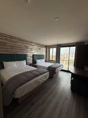 Hotel Skylux Hotel Long Island City cazare Queens Village