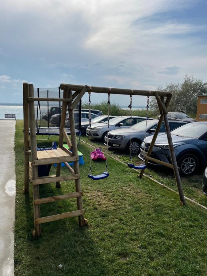 Beach Vibe Apartments Central Mamaia