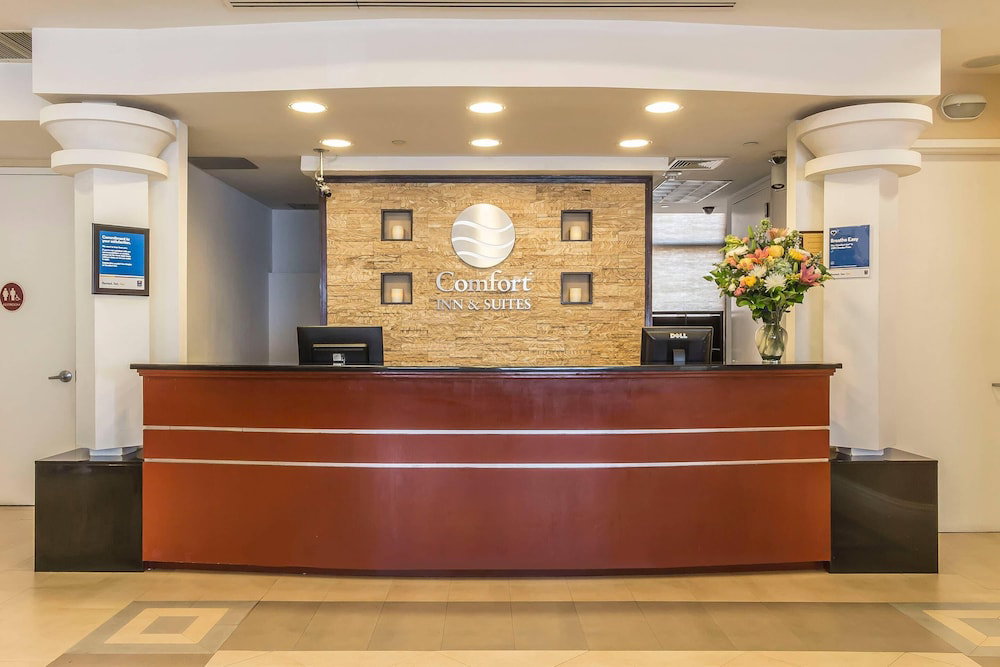 Comfort Inn & Suites Laguardia Airport