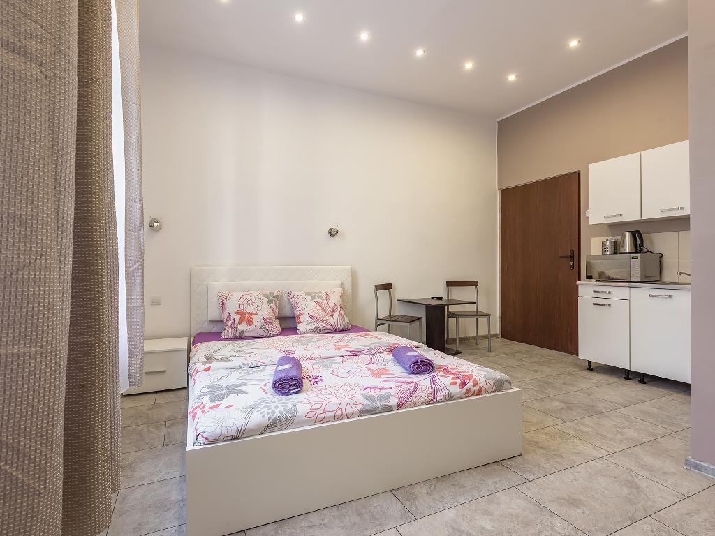Hotel Queen Apartments