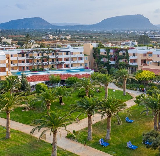 dal travel Anissa Beach