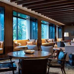 Hotel New York Laguardia Airport Marriott cazare Queens Village