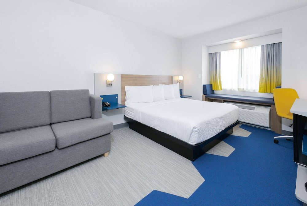 Microtel Inn & Suites By Wyndham Springville
