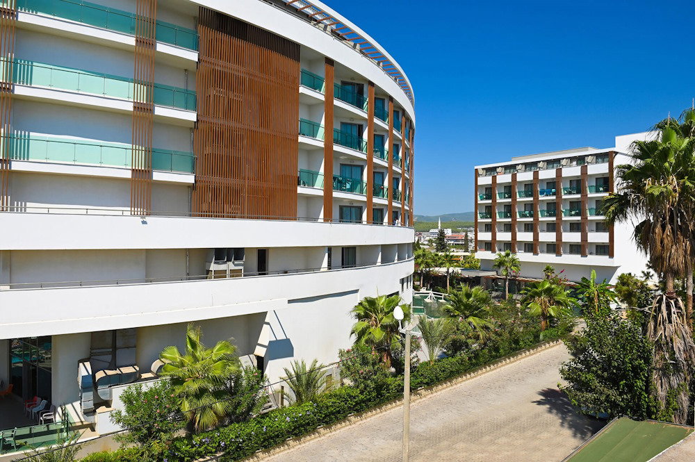 dal travel Xoria Deluxe Hotel