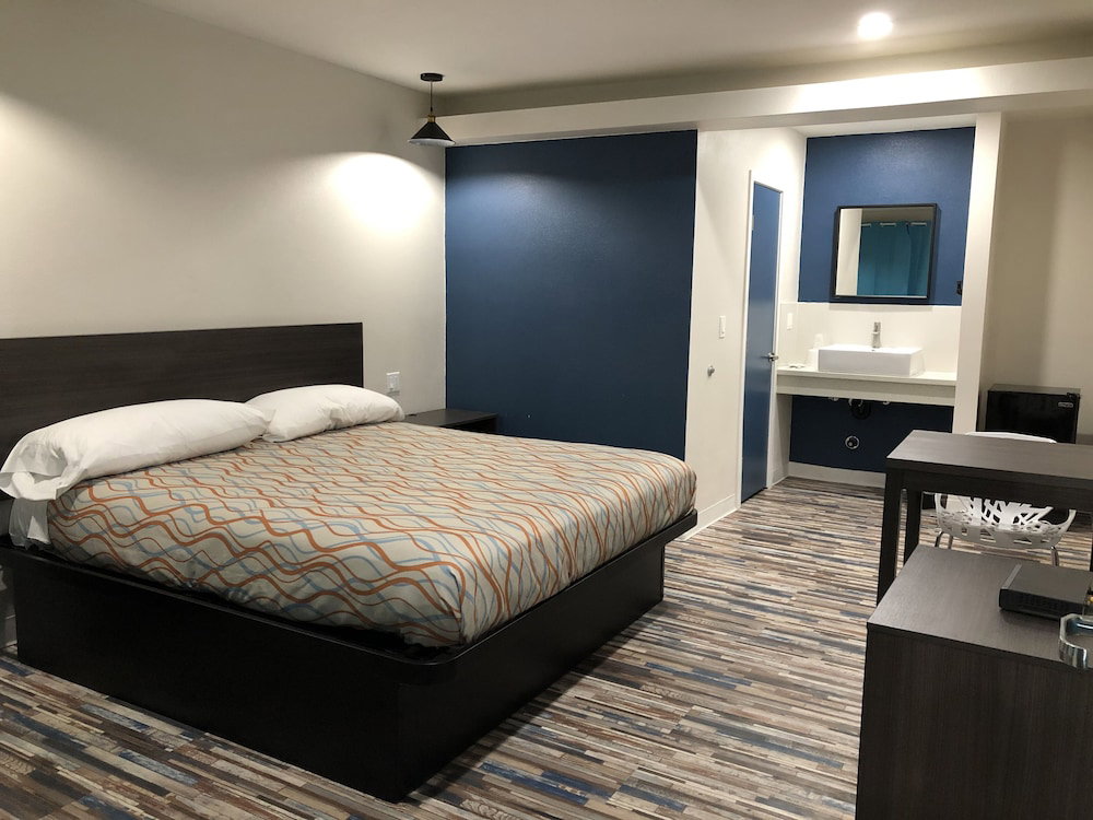 Hotel Tradewinds Motel