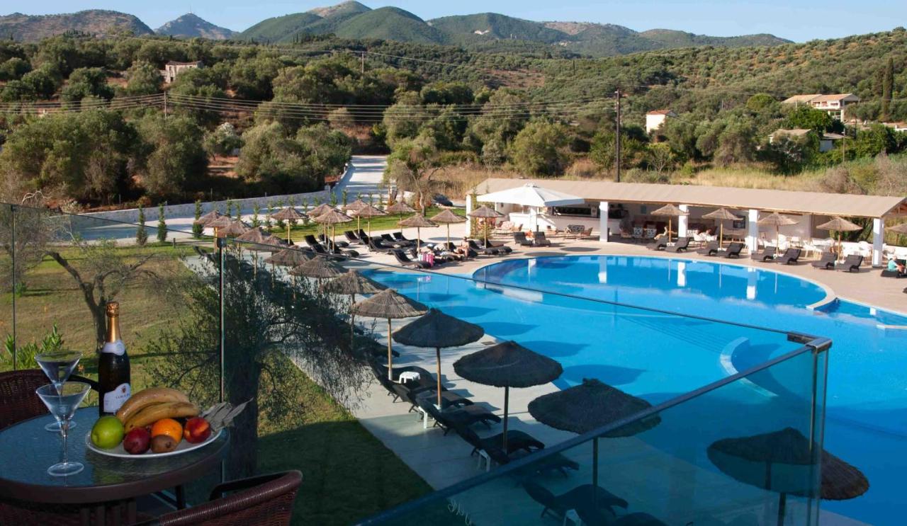 dal travel Laguna Holiday Resort