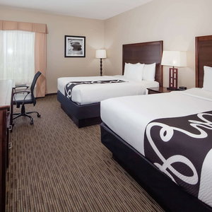 Hotel La Quinta Inn & Suites By Wyndham Inglewood cazare Lock Haven